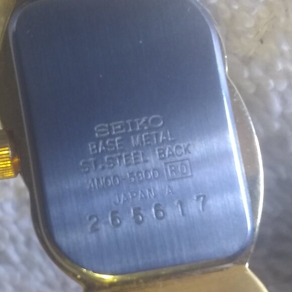 Seiko Quartz Ladies 4N00-5900 Asymmetrical Link Band Black 90s New Bat Works - Picture 12 of 12